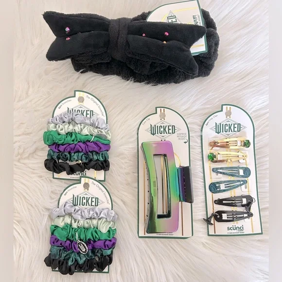 CONAIR WICKED Trademark Inspired 5 Piece Hair Accessories Set Black and Green
