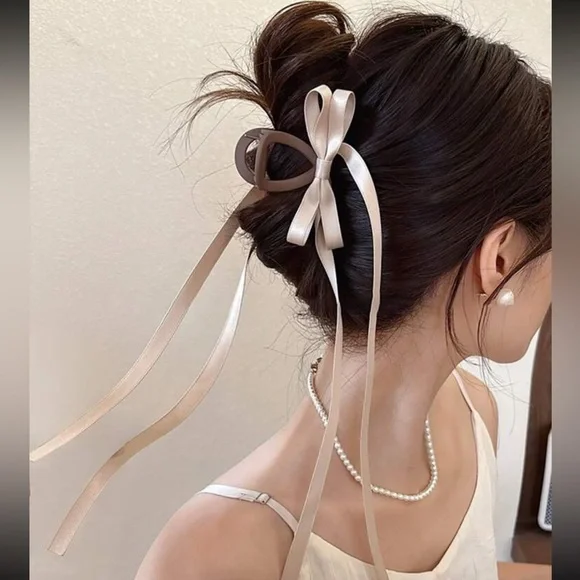 Ribbon Decor Hair Claw 🎀