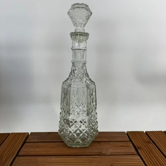 Vintage Glass Decanter Crystal Cut Design Stopper Barware Collectible
