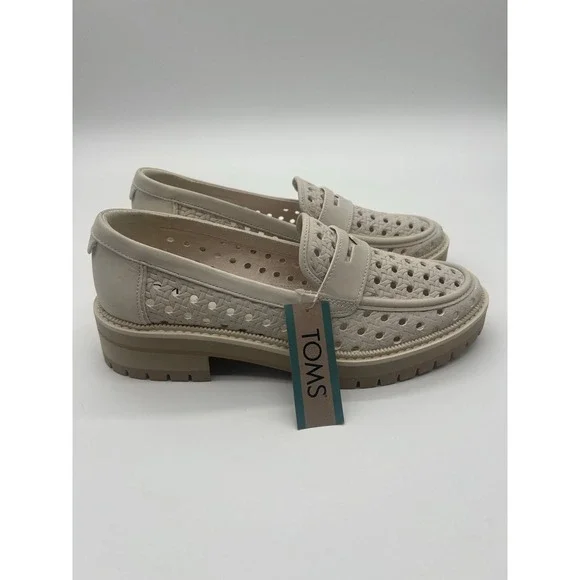 TOMS Women Cara Loafers Light Sand Leather Embossed Perf Lug Sole Size 10