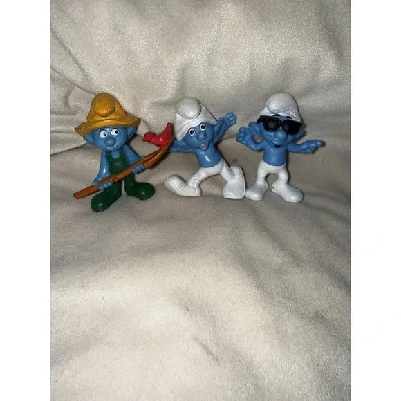 Lot 3 Smurfs 2013 McDonalds Happy Meal Toy Clumsy Smooth Farmer Miniature PVC