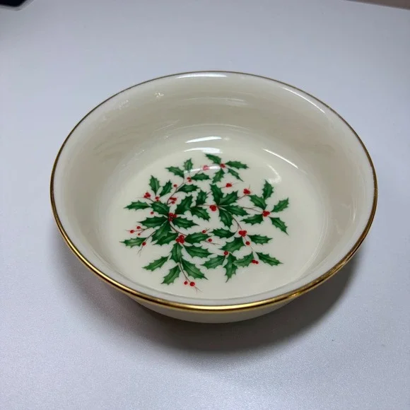 Lenox Holiday Dimension Collection Small Bowl Holly Berries Gold Trim USA Made‎