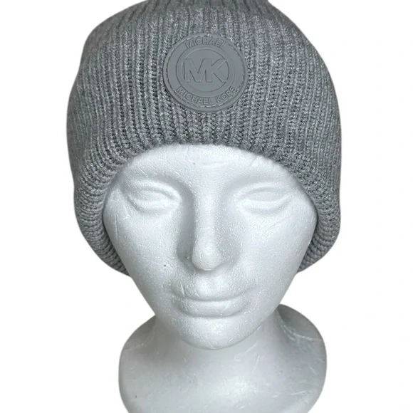 Michael Kors Women's Rib Rubber Patch Logo Cuffed Beanie Gray