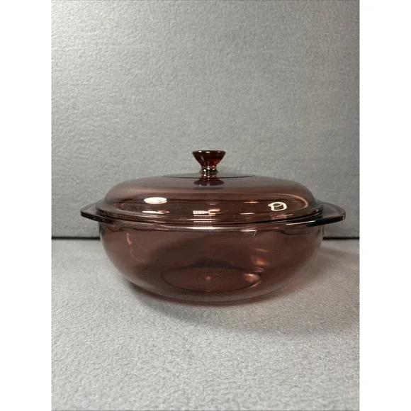 Vintage‎ Pyrex 024 2L Pink Glass Casserole Dish w Lid Corningware Rose Tint