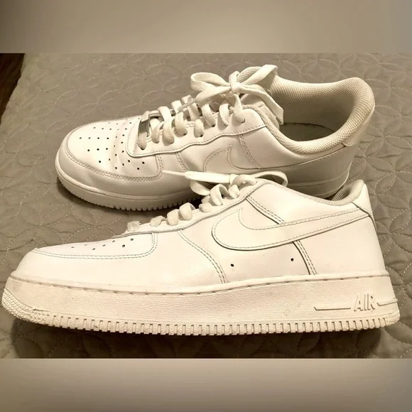 Nike Air‎ Force 1 LE GS Low Triple White CW2288-111 Shoes Men Size 10.5