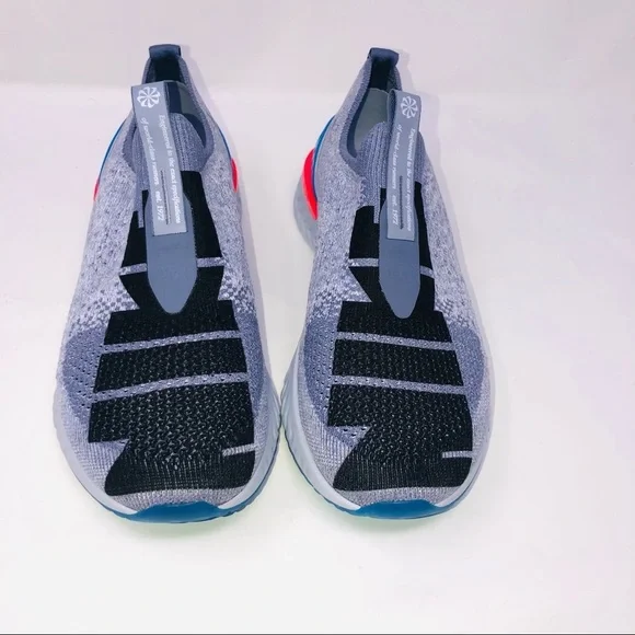 Nike Epic Phantom React Flyknit Running Shoes 7