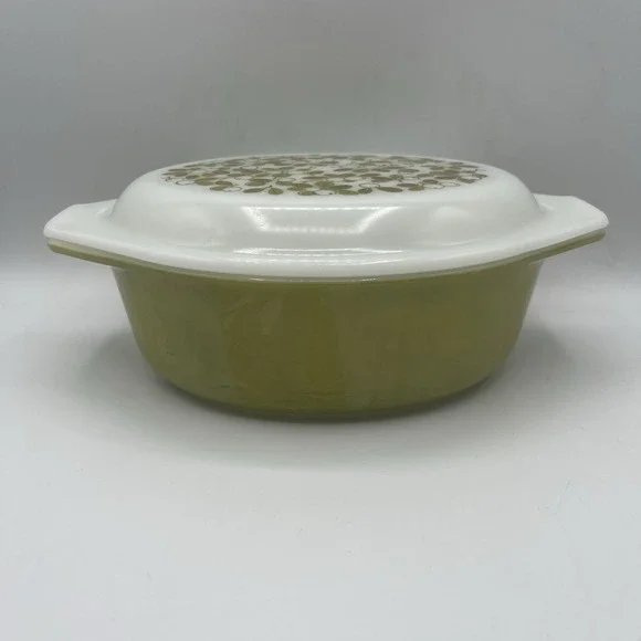 Vintage Pyrex Verde Olive Green 1 1/2 Qt. Oval Casserole Dish With Lid 043