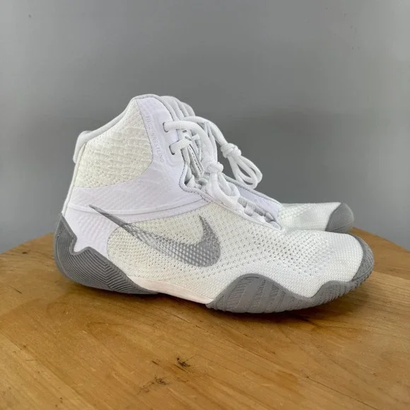 Nike Tawa Flyknit‎ Mens Size 10 Wrestling Boxing Shoes White Metallic Silver NEW