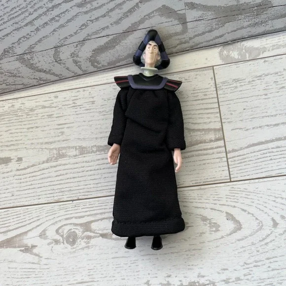 Disney Hunchback‎ of Notre Dame Judge Claude Frollo Action Figure Vintage Black