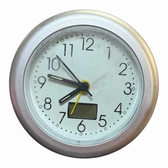 Vintage Silver Desk Clock with Digital Display Battwry Powered UNTESTED‎