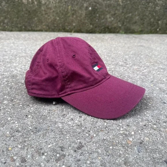 Tommy Hilfiger Maroon Baseball Cap Cotton Dad Classic Preppy Flag Embroidered