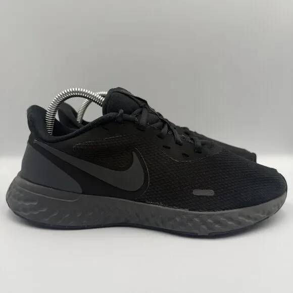Nike Revolution 5 Mens Size 8 Black Running Shoes Sneakers BQ3204-001 Womens 9.5
