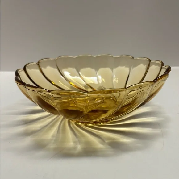 Vintage Hazel Atlas Marigold Amber Swirl Depression Glass Fruit/Dessert‎ Bowl,