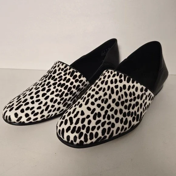 Clarks Pure Tone Women's Size 8 M Black White Leather Flat Comfort Loafers