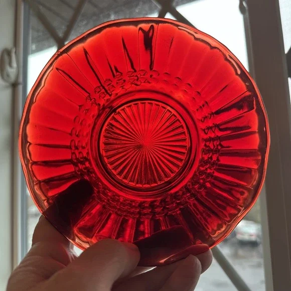 Ruby‎ Red scalloped edge bowl 6.5 inches
