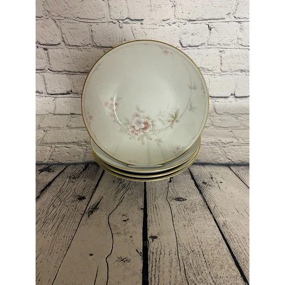 Vintage Legendary By Noritake Shrewsbury 3490 Soup Bowls 7.5