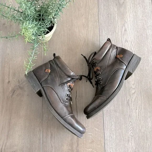 MENS J. KODA BROWN LEATHER HUGH BOOTS WITH SHERPA LINING SIZE 10