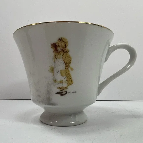 Holly Hobbie Teacup Vintage White Yellow Gold Trim Porcelain Fair Condition