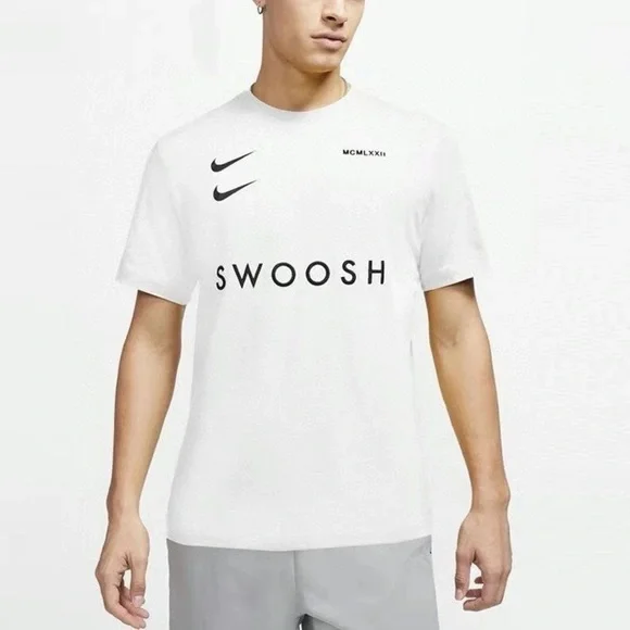 Nike Sportswear White Double Swoosh Crewneck Tee M