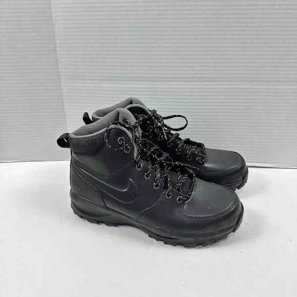Nike Mano Leather SE Boot Sz 8.5