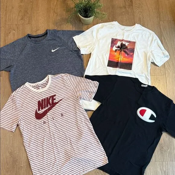 ((4 PIECE)) MENS NIKE AND CHAMPION TEE BUNDLE EEEUC SIZE MEDIUM