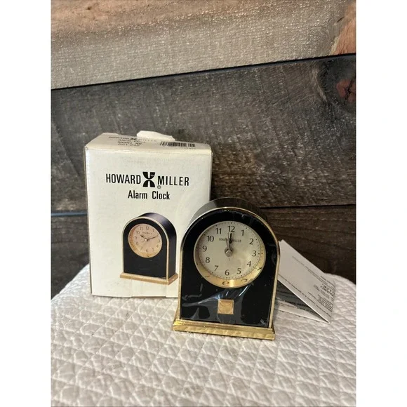 Vtg‎ 80's Howard Miller Carriage Style Brass and Black Quartz Alarm Desk Clock