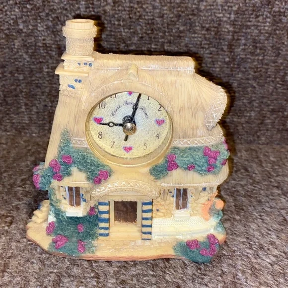💜💚🧡Vintage “Home Sweet Home” Quartz Home/Cottage House Clock