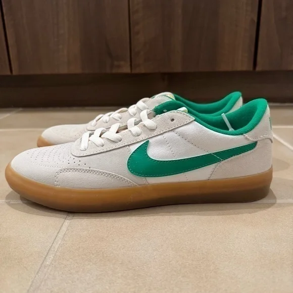 Nike SB Heritage Vulc sz 9.5, 10