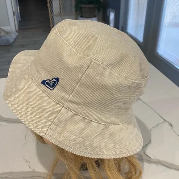 Roxy Bucket hat O/S