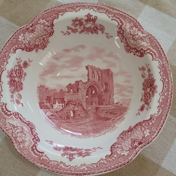 Johnson Brothers England old Britain castles Berry dish bowl 6 1/4