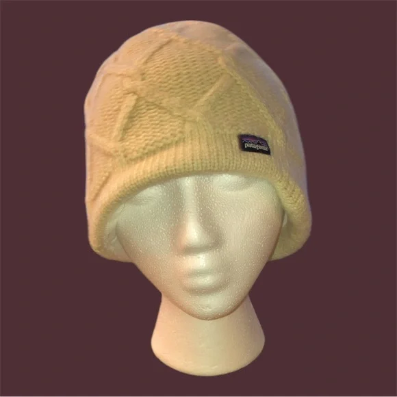Patagonia Cream Wool Beanie Fleece Lined O/S EUC