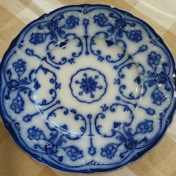 Antique flow blue salad dessert plate semi-porcelain Conway New Wharf   7 