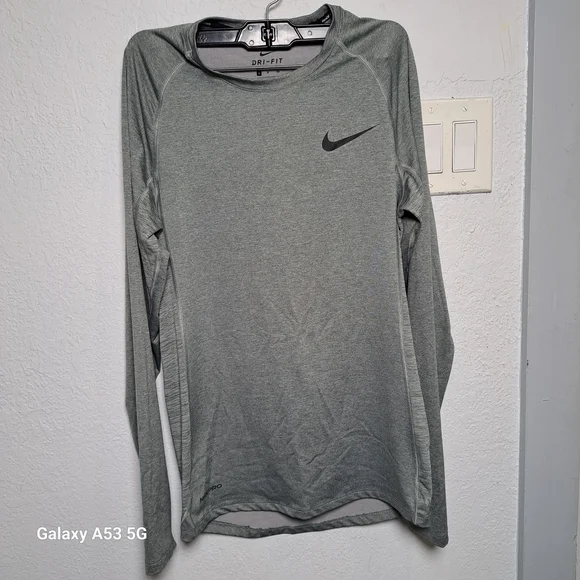 Nike Men's Gray Dri-FIT Long Sleeve Shirt
