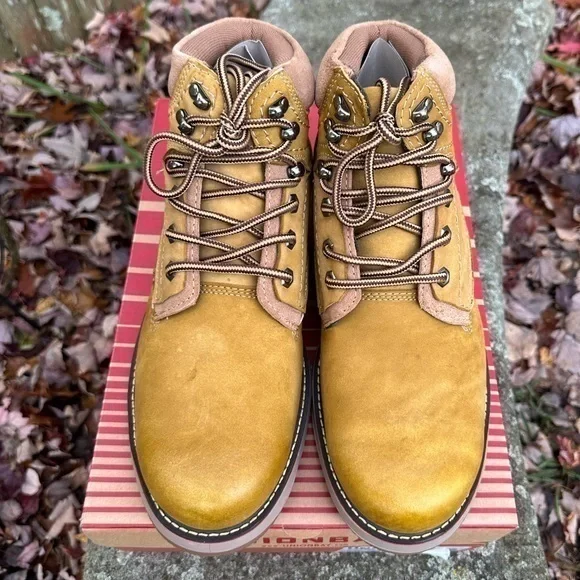UNIONBAY Men’s Mitchell Casual Tan/Wheat Boots‎ - Size 11 (NWT)