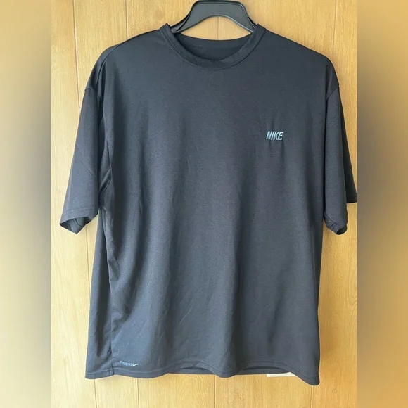 Nike Black Short Sleeve Tee Classic Fit Size Large