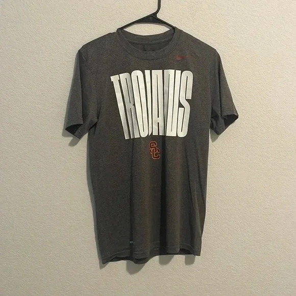 Nike dri fit USC Trojans tshirt Small