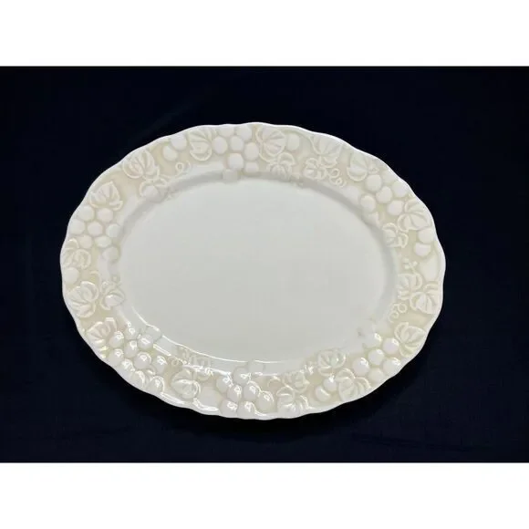 Metlox Poppy Trail Cream Color Oval (14.5X11