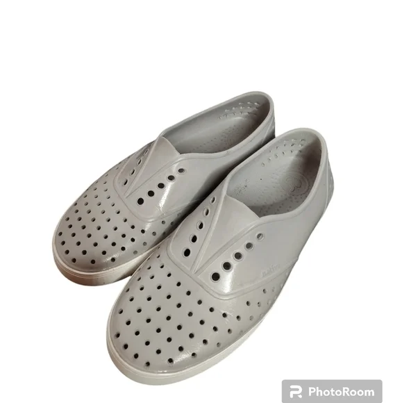 ☀️Native Miller Slip On Water Resistant Gray Sneakers, M8/W10