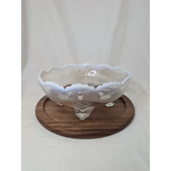 Northwood Glass Four Footed Bowl With‎ Ruffle Top