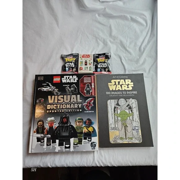 Star Wars LOT, 2 Books, 2 Blind Bags,‎ Deck Of Cards(Minifigure NOT INCLUDED)