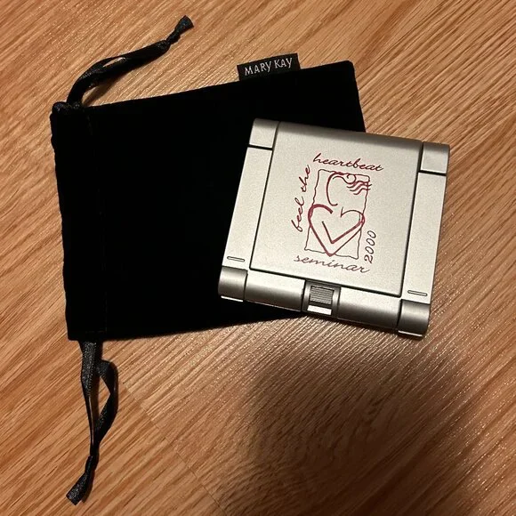 NEW Vintage Seminar 2000 Mary Kay Desktop Travel Alarm Clock with Bag B35