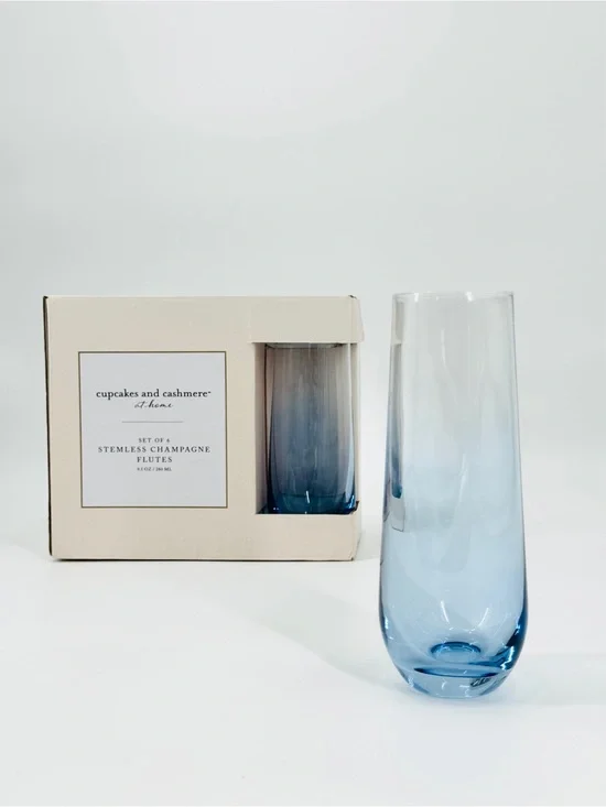 NIB (6) Cupcakes & Cashmere Home Ombré Blue Stemless Champagne Flutes