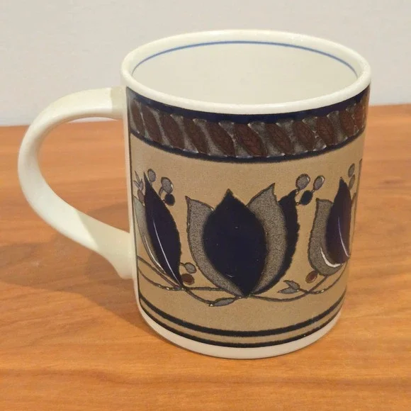 Mikasa Intaglio Arabella CAC01 Stoneware Jumbo Coffee Mug 4