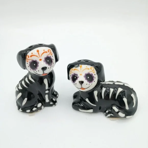 Cracker Barrel  Halloween Sugar Skull Puppy Dog Salt And Pepper Set New