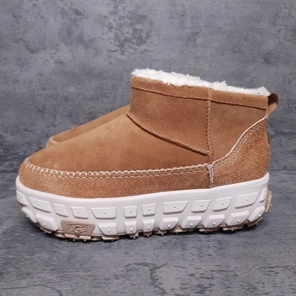 UGG Venture Daze Ultra Mini Chestnut‎ Boots Mens 12 Womens 13 Adventure