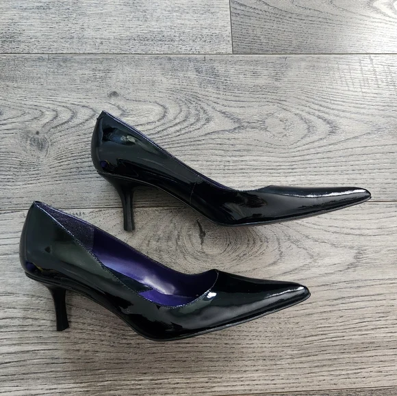 Nine West | Black Pointed Kitten Heels