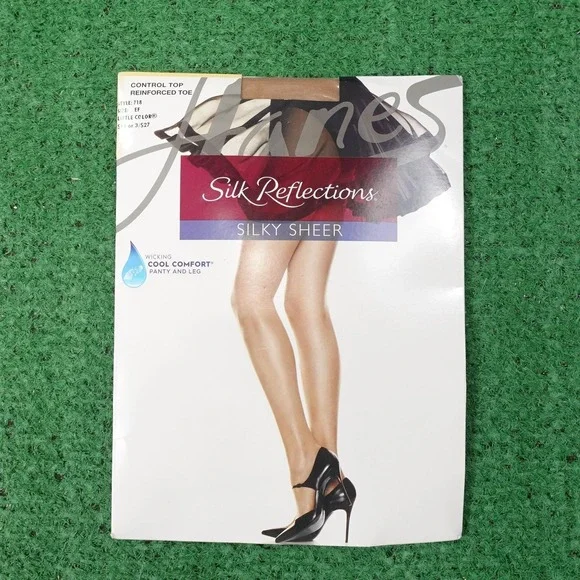 Hanes Silk Reflections Womens Pantyhose EF Beige Silky Sheer Control Top