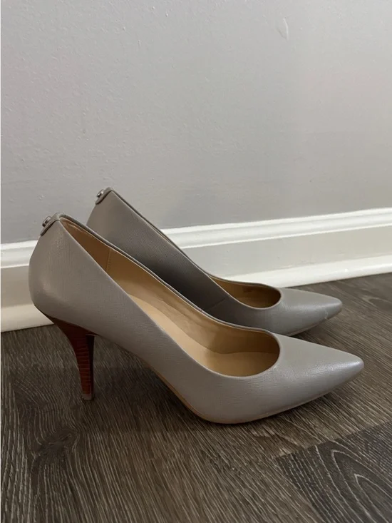 Michael Kors pointed heels
