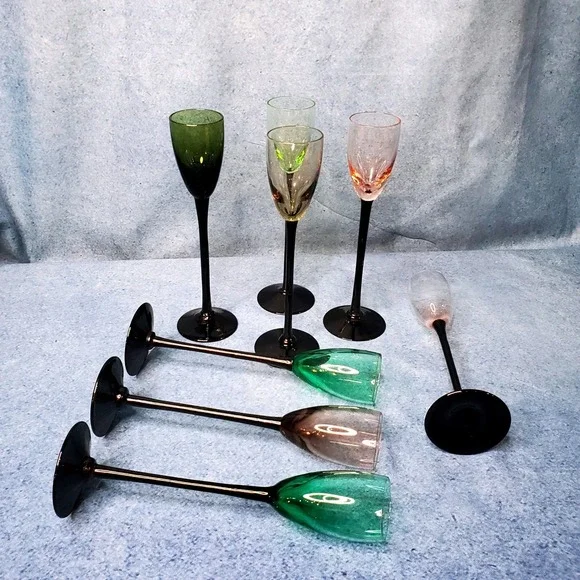 Vtg Set of 8 Multi Colored‎ Cordial Glasses Black Long Stem MCM 60s 70s Bar Cart