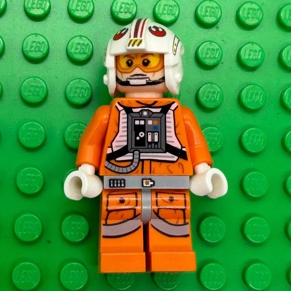 LEGO Star Wars Luke Skywalker X-Wing Pilot Minifigure Orange Flight Suit